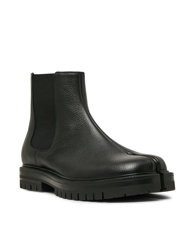 FUTAMATA BLACK PEBBLE GRAIN LEATHER